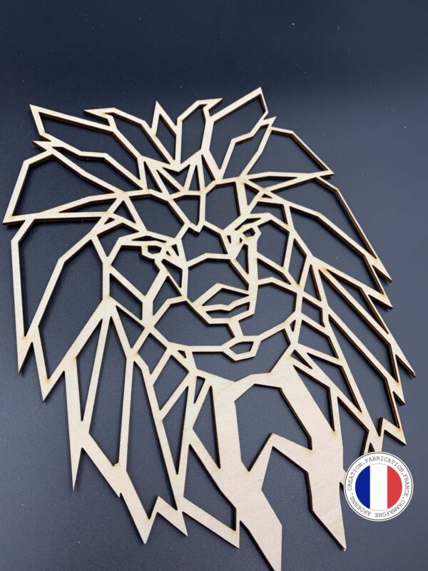 lion décoratif en bois mural